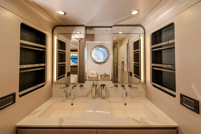 Photo of AZIMUT YACHTS CELEBRATE LIFE 74' 4