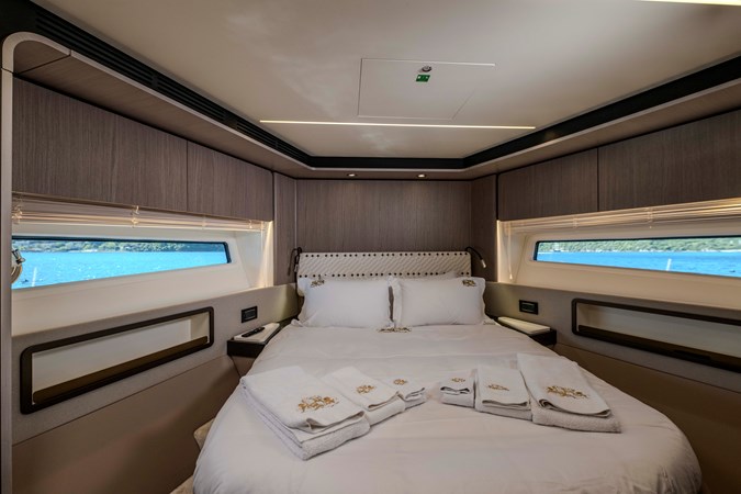 Photo of AZIMUT YACHTS CELEBRATE LIFE 74' 4
