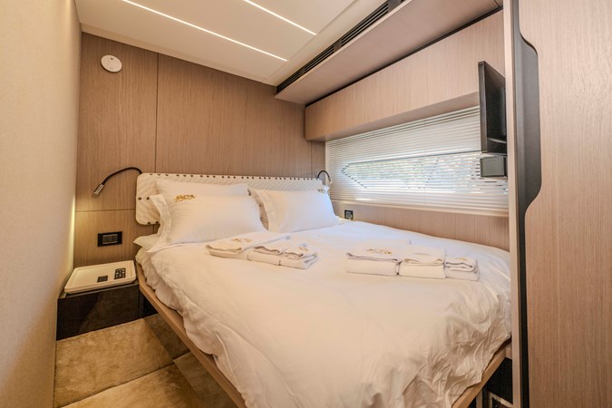 Photo of AZIMUT YACHTS CELEBRATE LIFE 74' 4