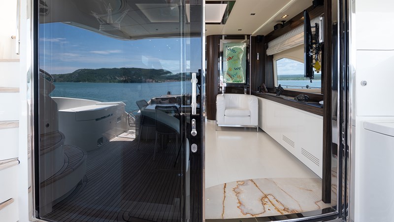 780S 2011 78' 9" DOMINATOR