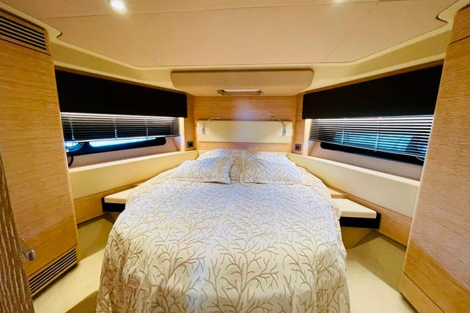 FLY 50 2016 52' 1" AZIMUT YACHTS