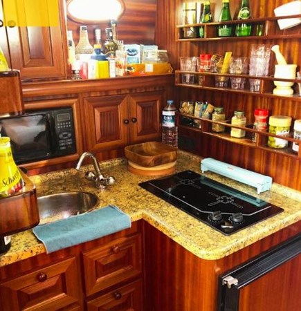 Photo of DERELI C Waves 43'