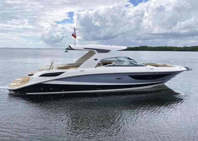 CASA - 2021 SEA RAY 350 SLX @ CANCUN 397852