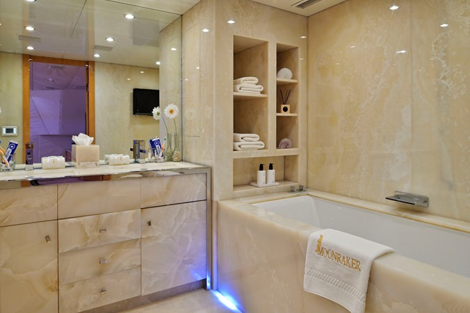 1992 119' 0" NORSHIP