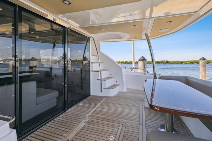 Photo of SUNSEEKER - 73'