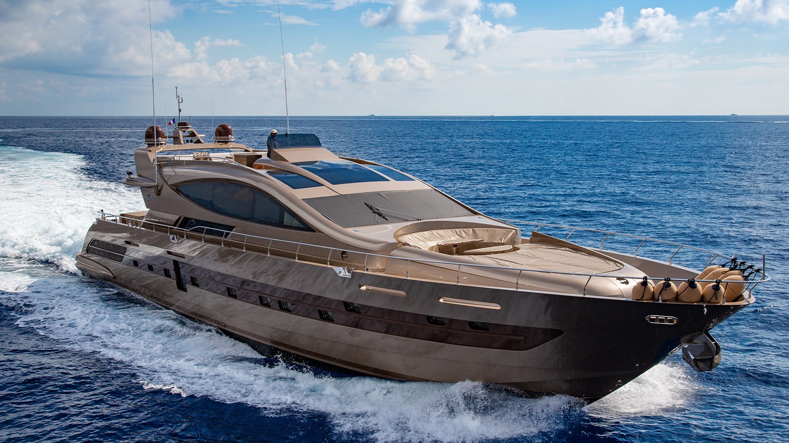 102 FLYING SPORT CERRI CANTIERI NAVALI - Image 1