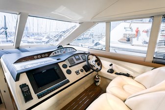 2009 PRINCESS YACHTS 54 Flybridge - photo 13