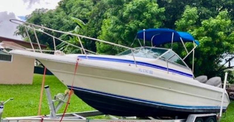 Photo of SEA RAY . 24'