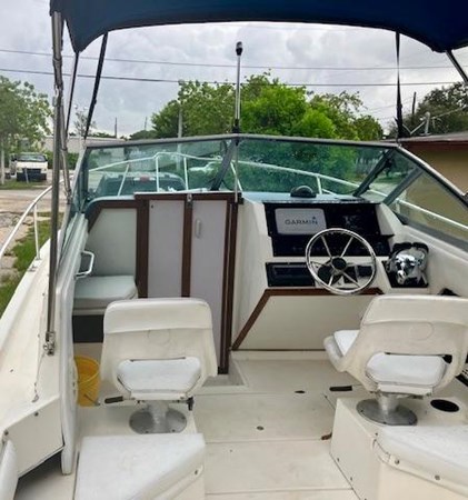 Photo of SEA RAY . 24'