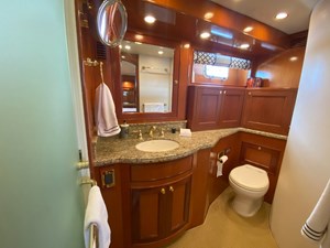 2005 OFFSHORE YACHTS Motoryacht - photo 16
