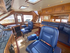 2005 OFFSHORE YACHTS Motoryacht - photo 11