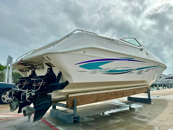 Photo of ENVISION . 32'