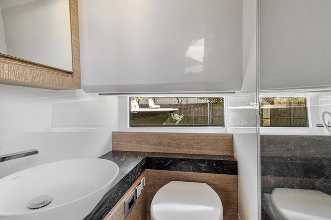 Photo of ASTONDOA -  37'