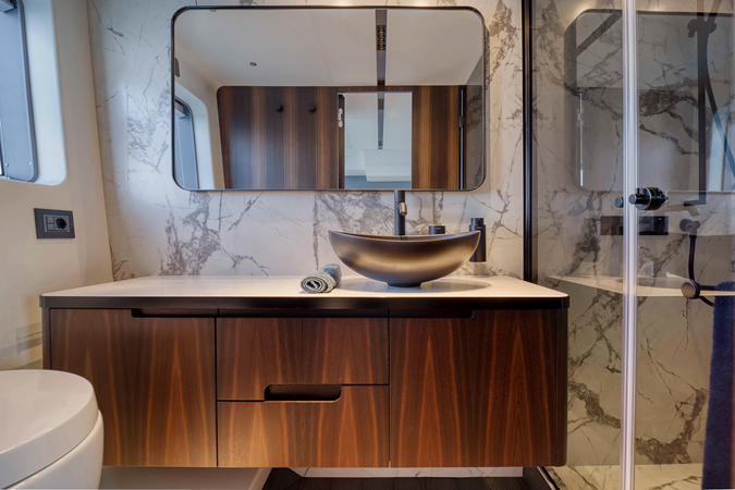 Photo of ASTONDOA - 57'