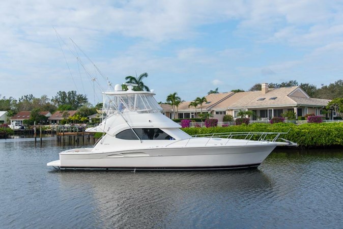 Photo of RIVIERA AUSTRALIA - 42'