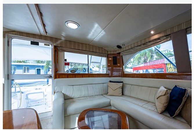 Photo of RIVIERA AUSTRALIA - 42'