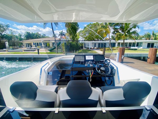 Photo of ASTONDOA - 37'