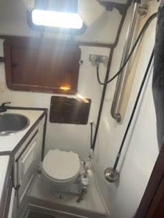 Photo of ALLIED 1981 Allied Mistress Mk III  40'