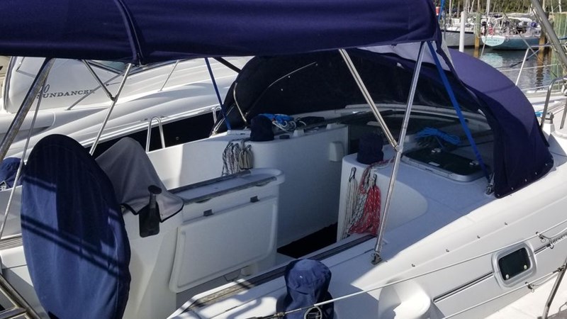 Photo of BENETEAU 2000 Beneteau Oceanis 461 46'