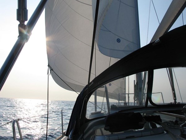 Photo of BENETEAU 2000 Beneteau Oceanis 461 46'