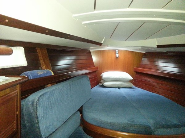 Photo of BENETEAU 2000 Beneteau Oceanis 461 46'