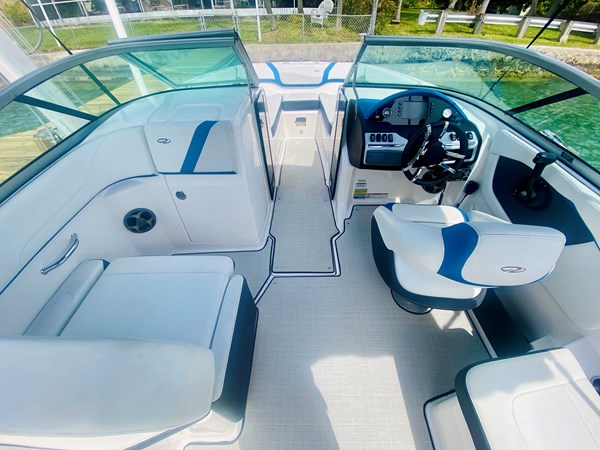 Photo of REGAL - 22'