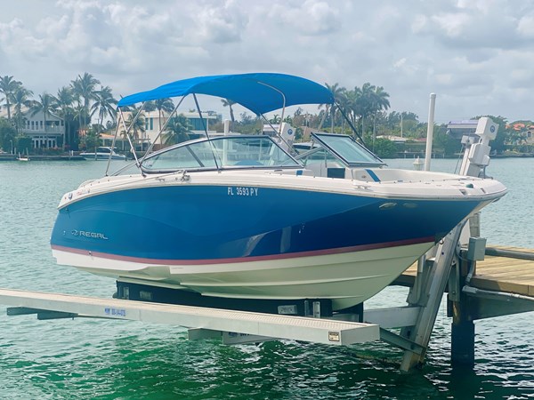 Photo of REGAL - 22'