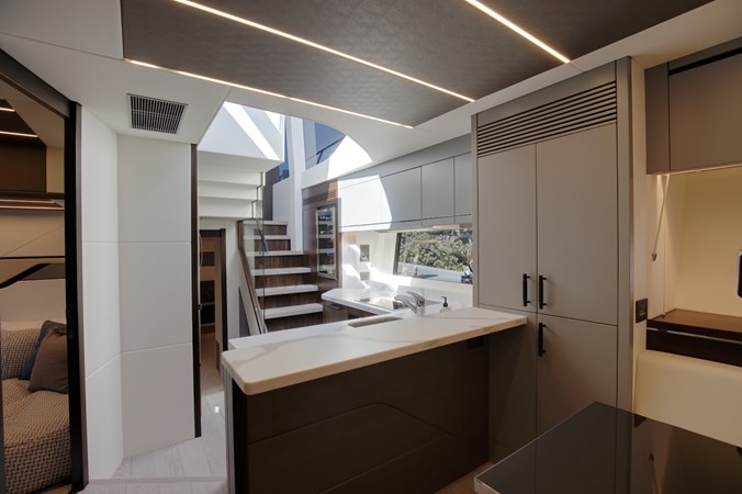 Photo of SUNSEEKER - 74'