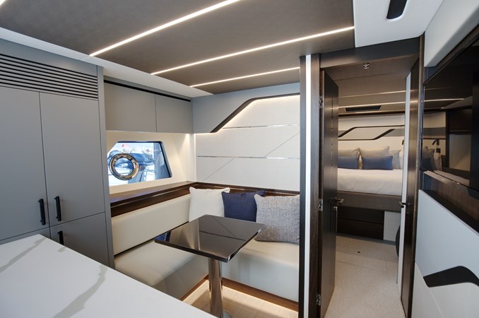 Photo of SUNSEEKER - 74'