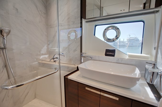 Photo of SUNSEEKER - 74'