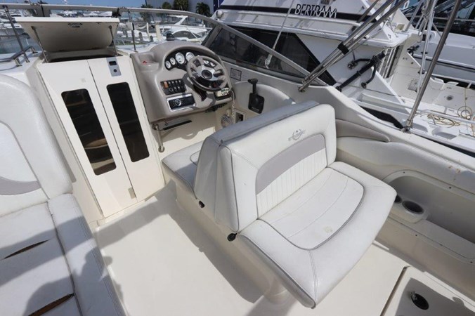 Photo of STINGRAY - 23' 6