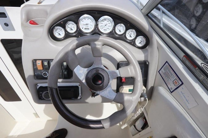 Photo of STINGRAY - 23' 6