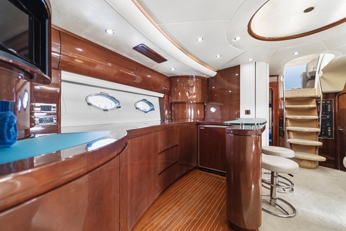 Photo of PRINCESS YACHTS - 65'