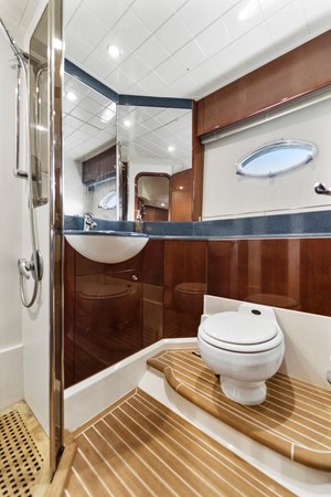 Photo of PRINCESS YACHTS - 65'