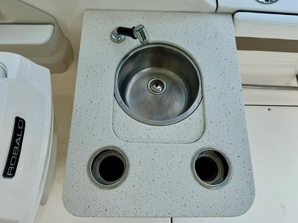 Photo of ROBALO - 24'