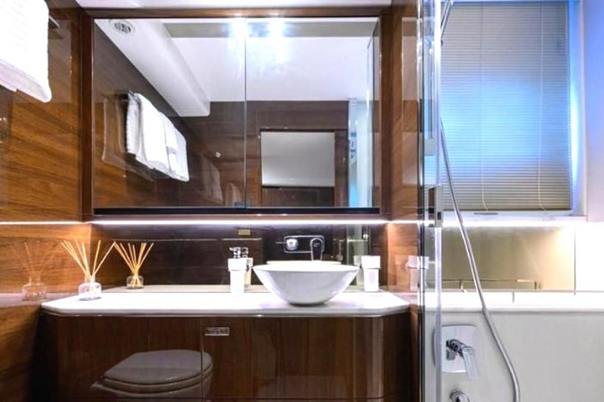 Photo of PRINCESS YACHTS - 62'