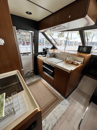 Photo of AZIMUT YACHTS Pura Vida 66'