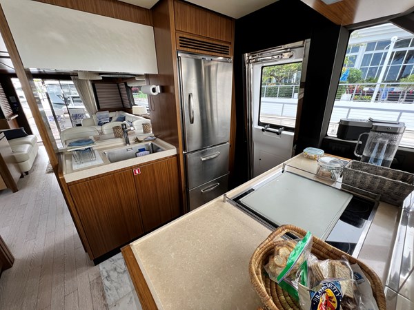 Photo of AZIMUT YACHTS Pura Vida 66'