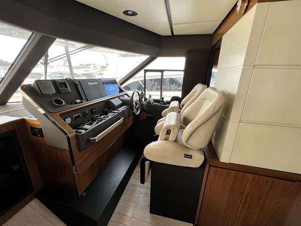 Photo of AZIMUT YACHTS Pura Vida 66'