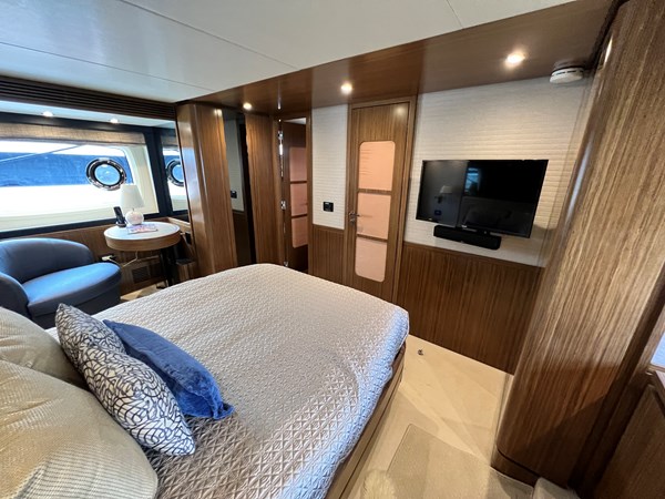 Photo of AZIMUT YACHTS Pura Vida 66'