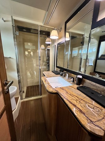 Photo of AZIMUT YACHTS Pura Vida 66'