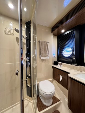 Photo of AZIMUT YACHTS Pura Vida 66'