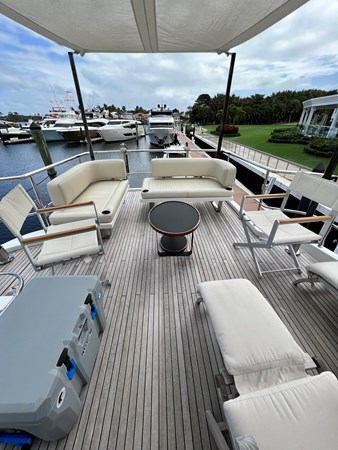 Photo of AZIMUT YACHTS Pura Vida 66'