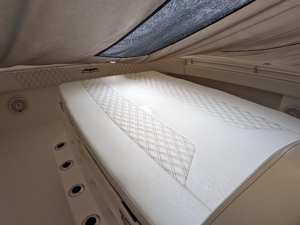 Photo of INVINCIBLE - 40'