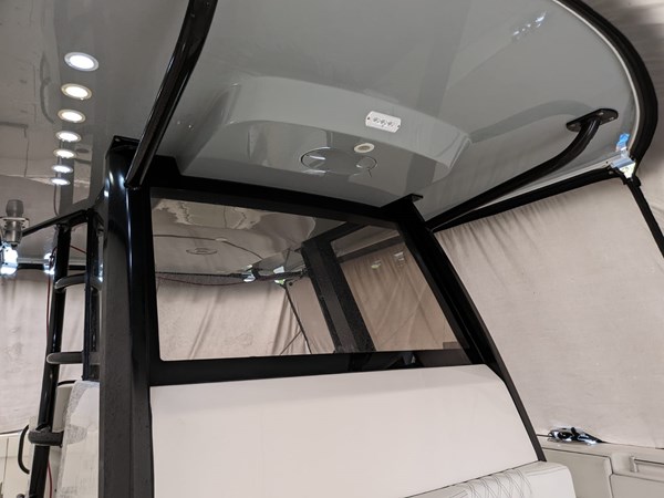 Photo of INVINCIBLE - 40'