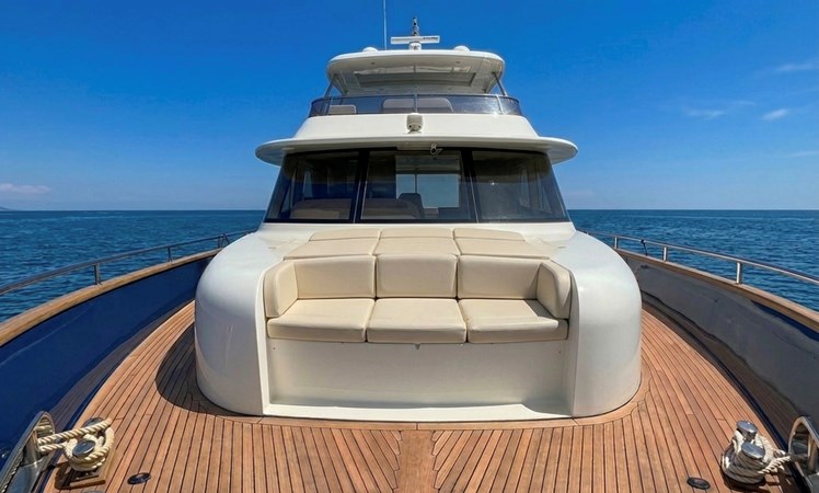Photo of AZIMUT YACHTS CHARISMA II 74' 5