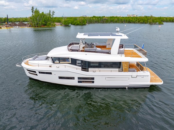Grand Trawler 62