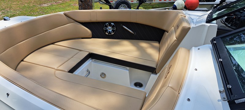 Photo of SEA RAY - 23'