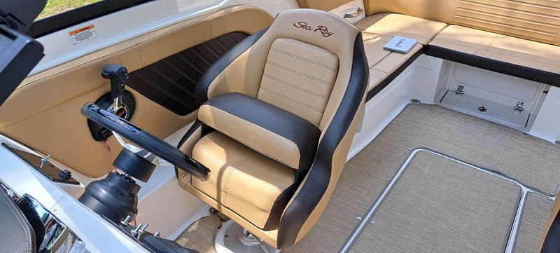 Photo of SEA RAY - 23'