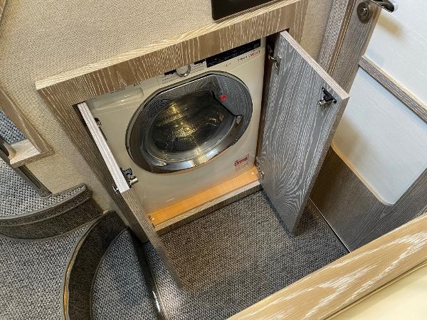 AZIMUT MAGELLANO 53 2020 55' 5" AZIMUT YACHTS